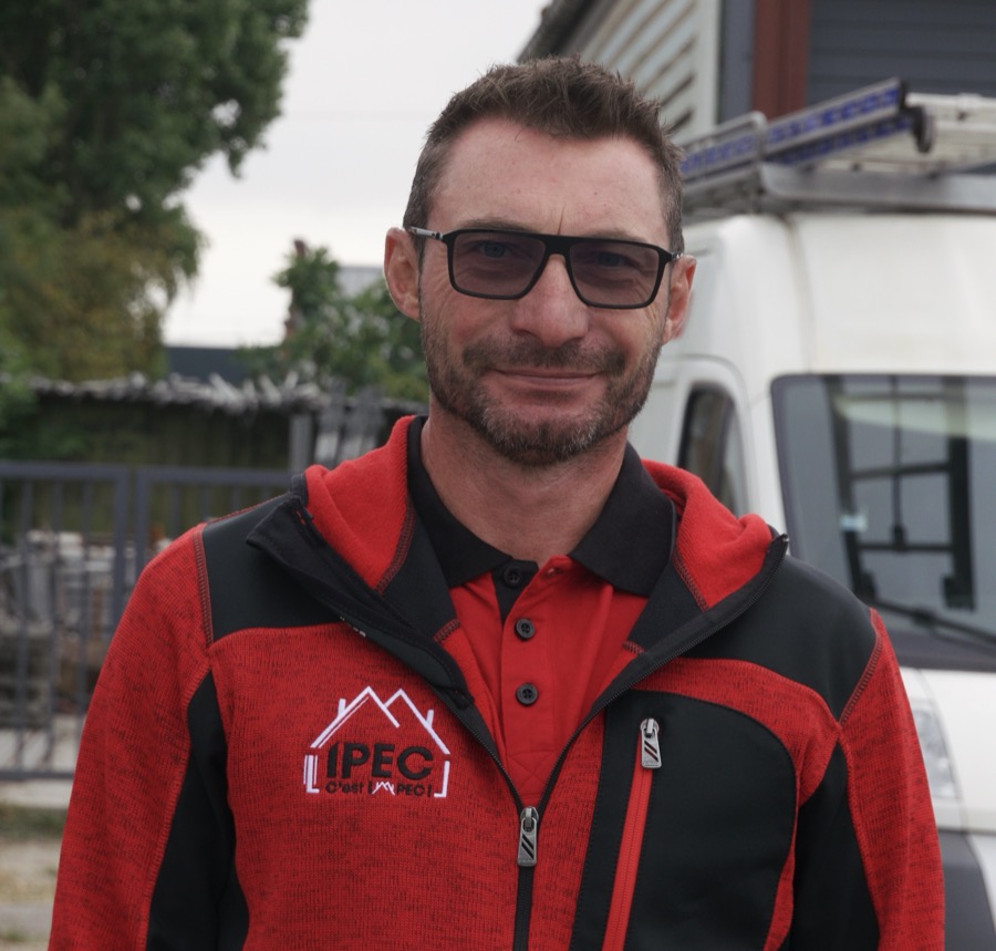 Ludovic — Couvreur · 19 ans d'expérience